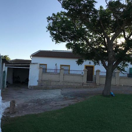 Вилла Cortijo Vista Alegre Фуэнте-де-Пьедра Экстерьер фото